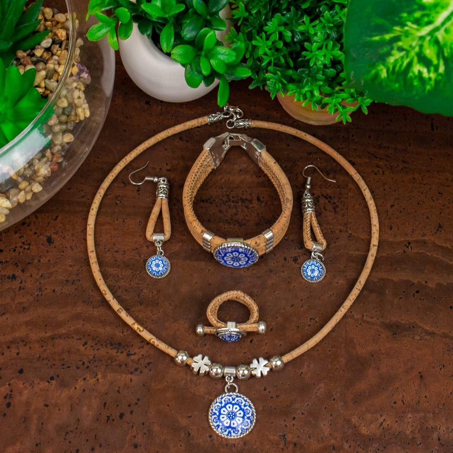 Recicled corck jewlery set