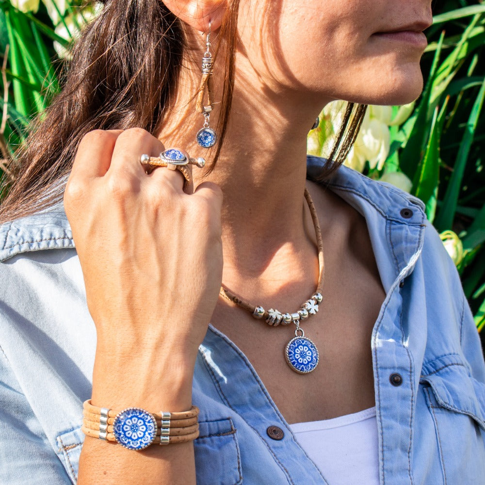Recicled corck jewlery set